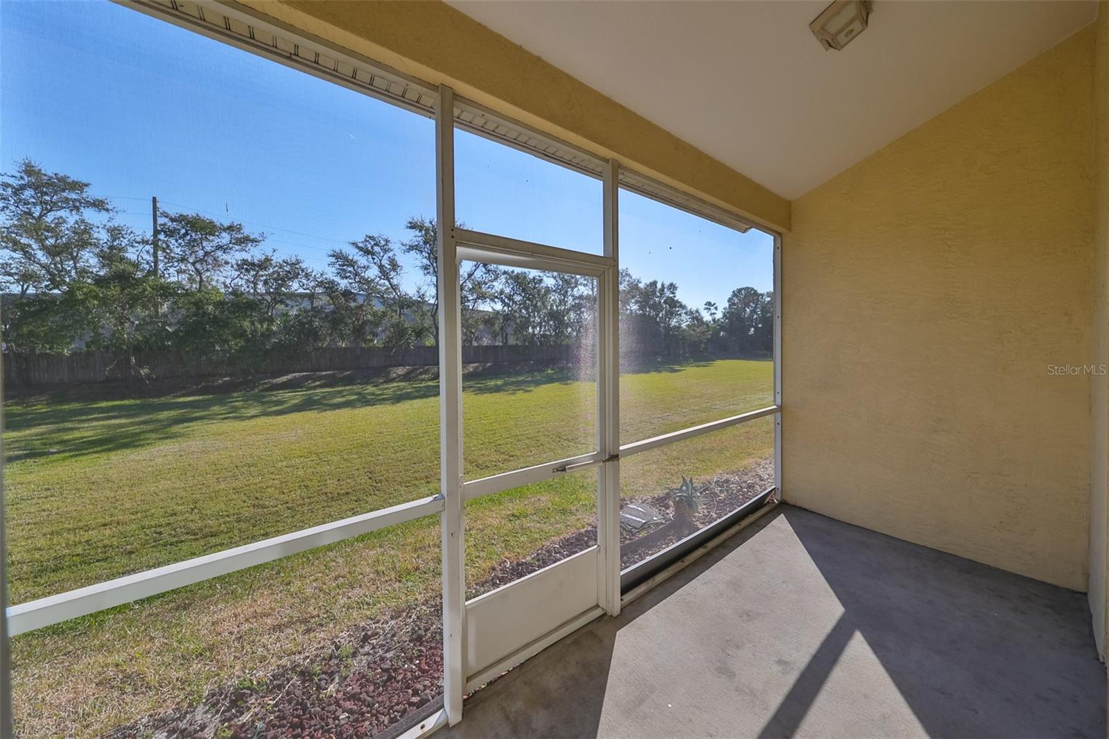 1050 STARKEY RD #2203, LARGO, FL, 33771