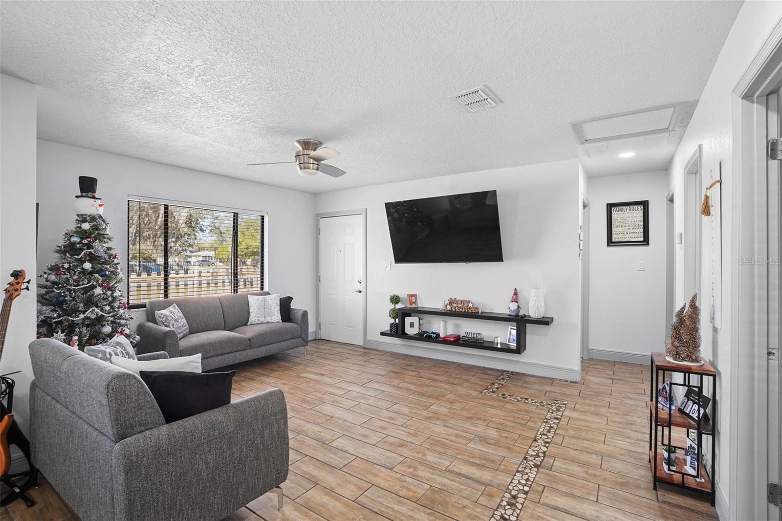 1 E PALM ST, DAVENPORT, FL, 33837
