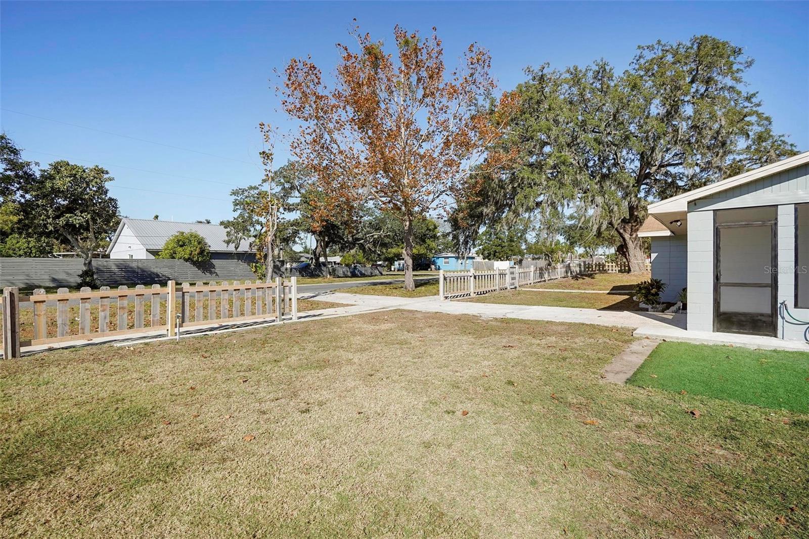 1 E PALM ST, DAVENPORT, FL, 33837