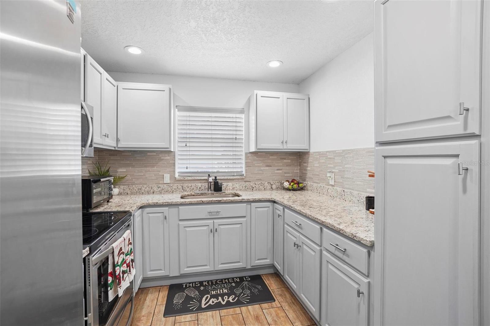 1 E PALM ST, DAVENPORT, FL, 33837