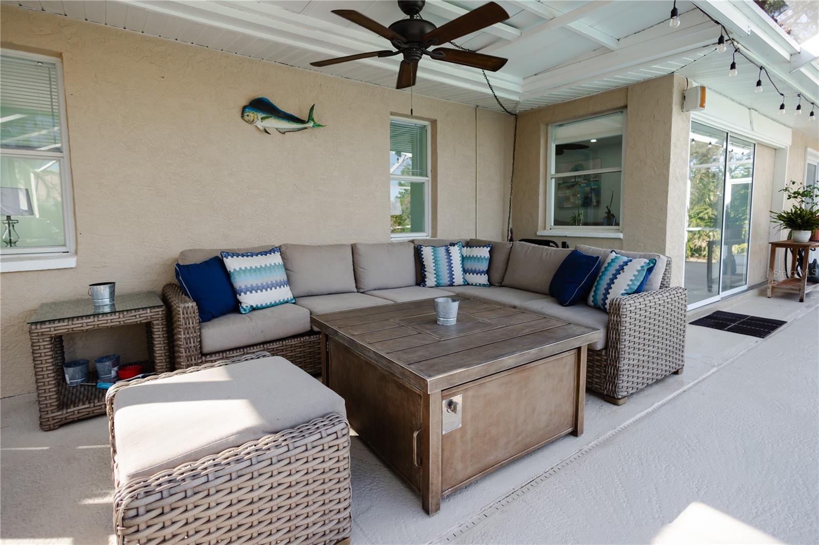5601 BLOUNT AVE, SARASOTA, FL, 34231