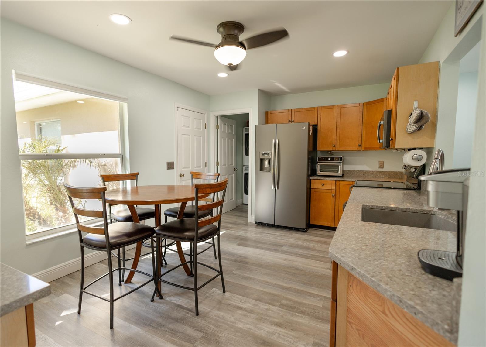 5601 BLOUNT AVE, SARASOTA, FL, 34231