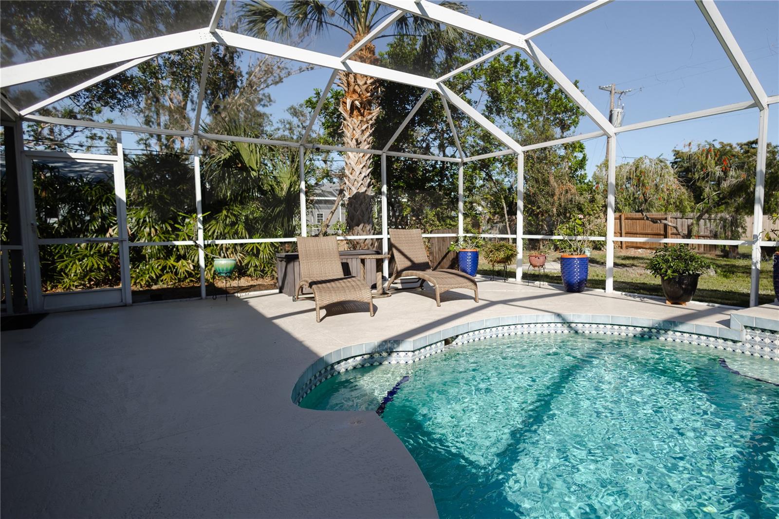 5601 BLOUNT AVE, SARASOTA, FL, 34231