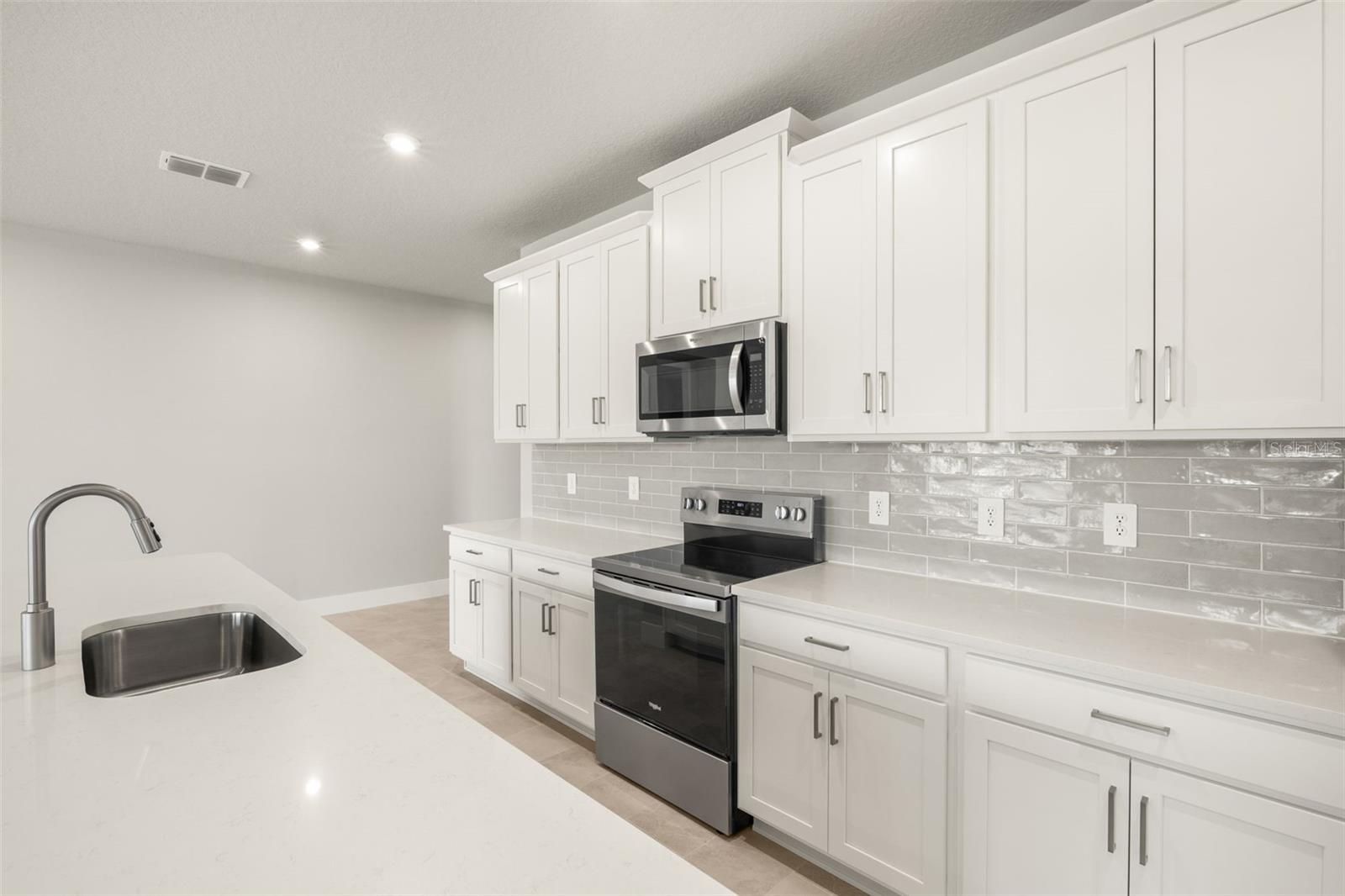 17901 SOLSTICE AVE, VENICE, FL, 34293