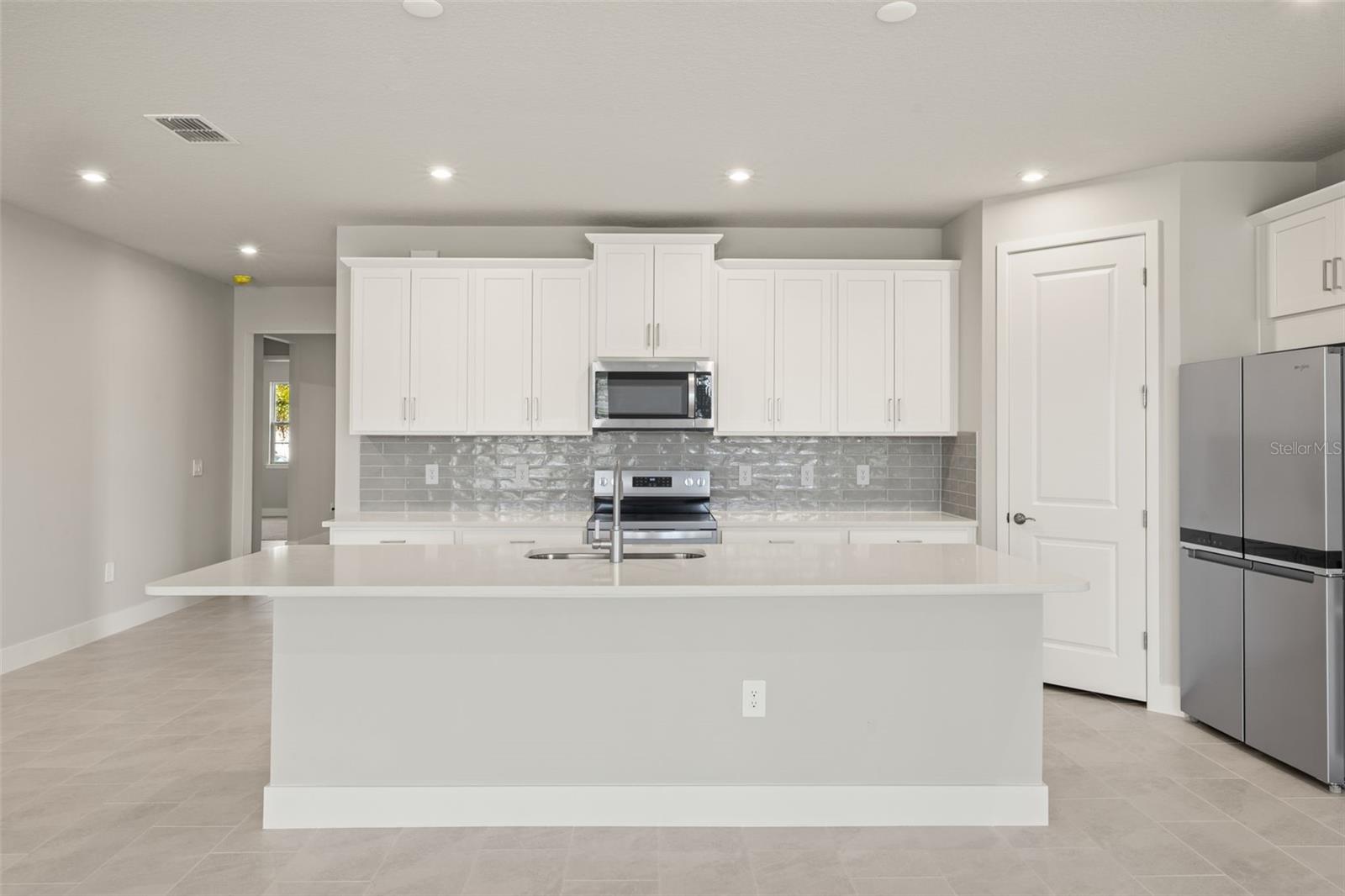 17901 SOLSTICE AVE, VENICE, FL, 34293