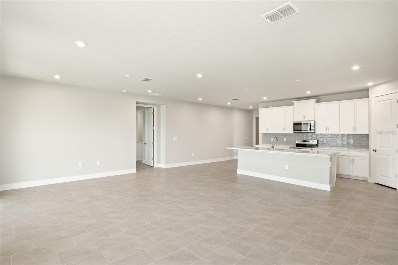 17901 SOLSTICE AVE, VENICE, FL, 34293