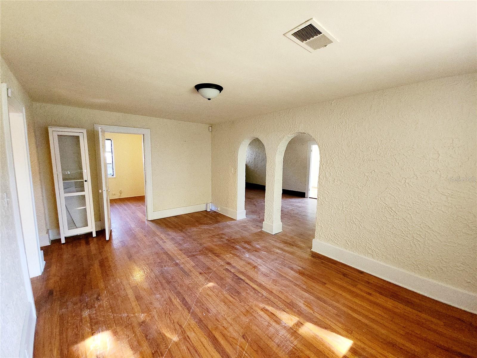 330 N FRANKFORT AVE, DELAND, FL, 32724