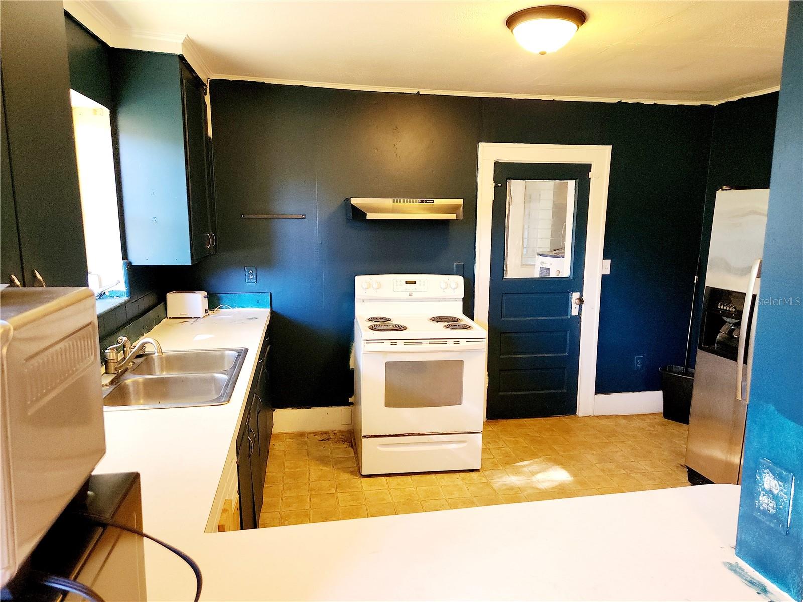 330 N FRANKFORT AVE, DELAND, FL, 32724