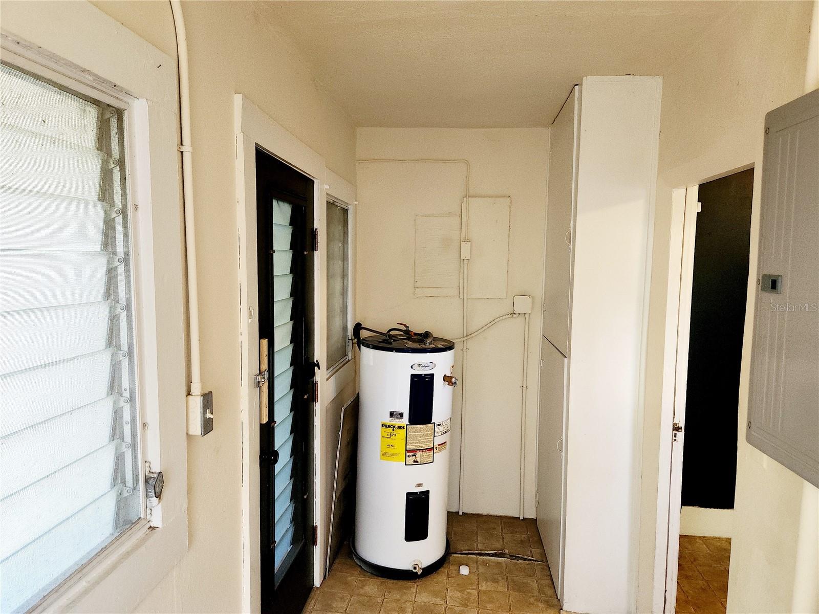 330 N FRANKFORT AVE, DELAND, FL, 32724