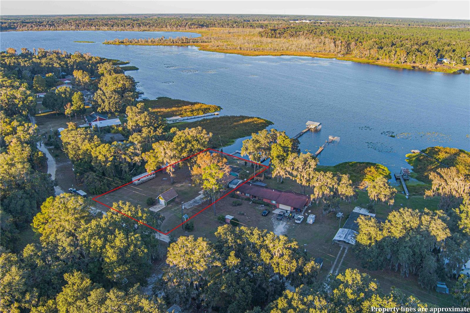 160 LITTLE ORANGE LAKE DR, HAWTHORNE, FL, 32640