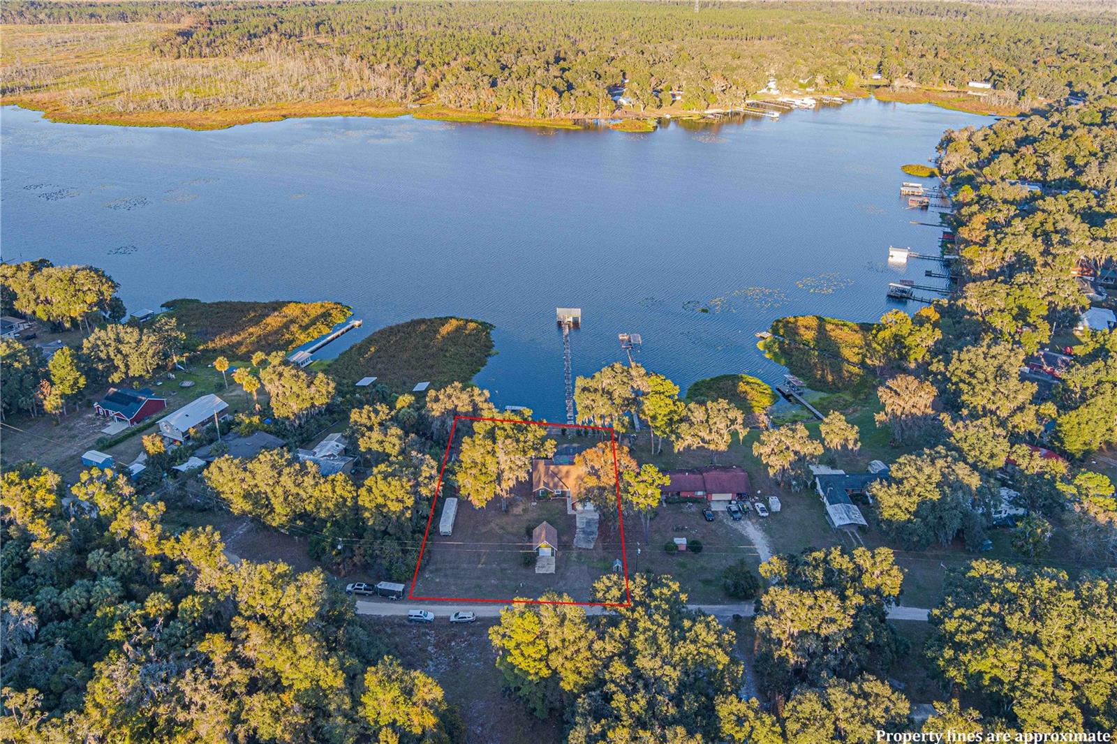 160 LITTLE ORANGE LAKE DR, HAWTHORNE, FL, 32640