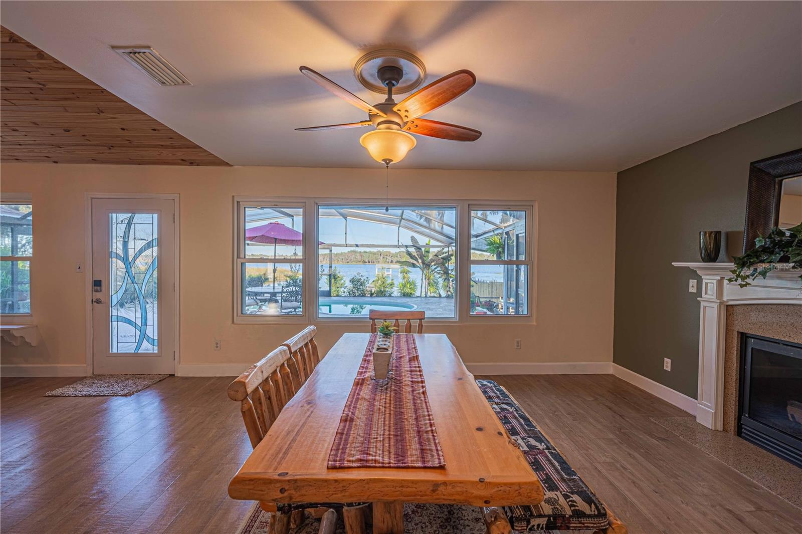 160 LITTLE ORANGE LAKE DR, HAWTHORNE, FL, 32640