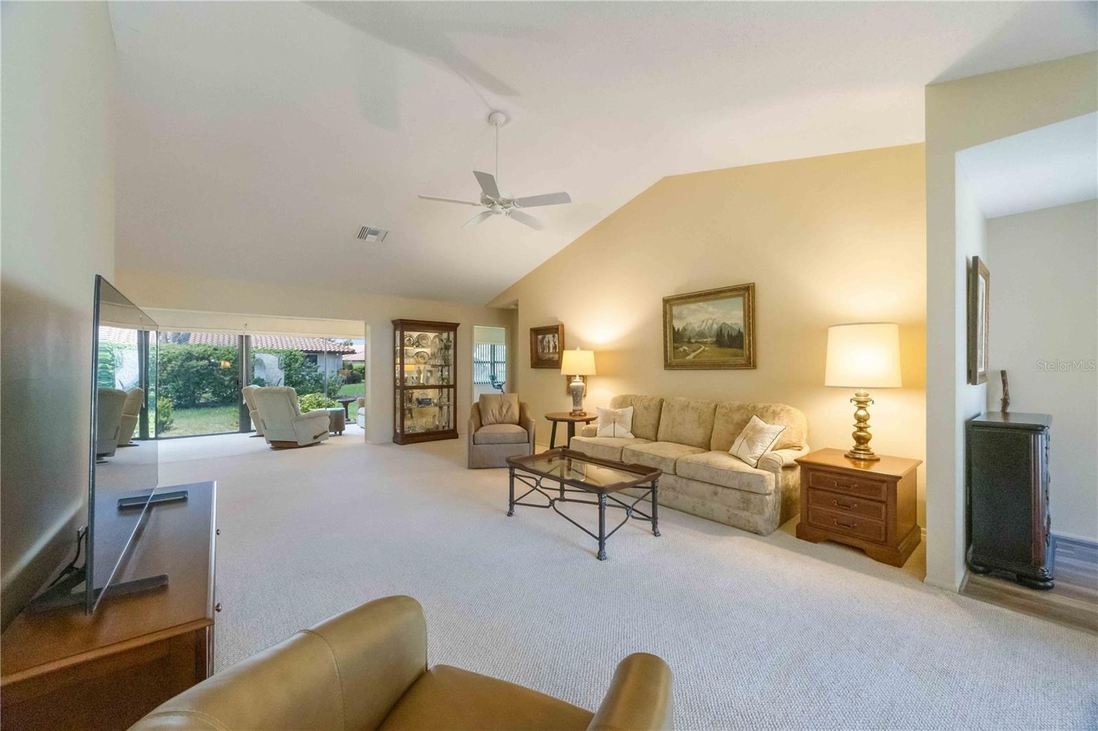 5575 GOLF POINTE DR, SARASOTA, FL, 34243