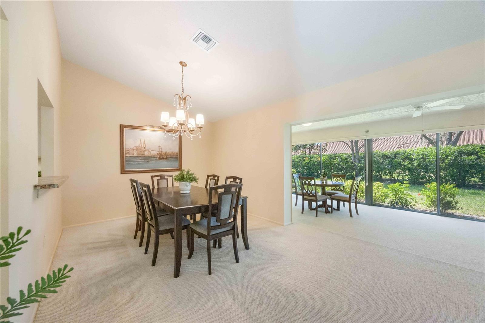 5575 GOLF POINTE DR, SARASOTA, FL, 34243