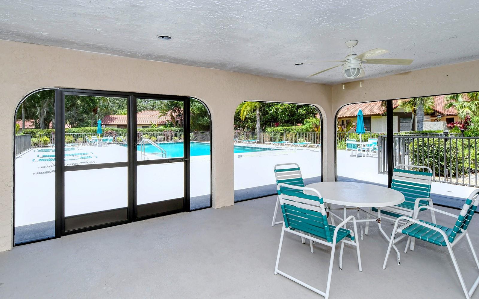 5575 GOLF POINTE DR, SARASOTA, FL, 34243