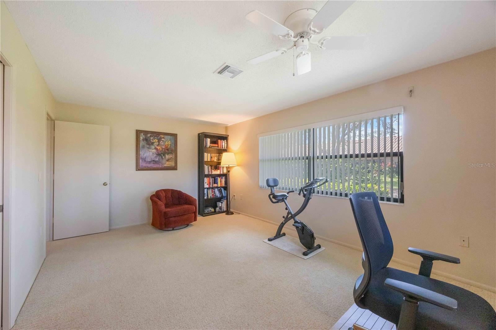 5575 GOLF POINTE DR, SARASOTA, FL, 34243