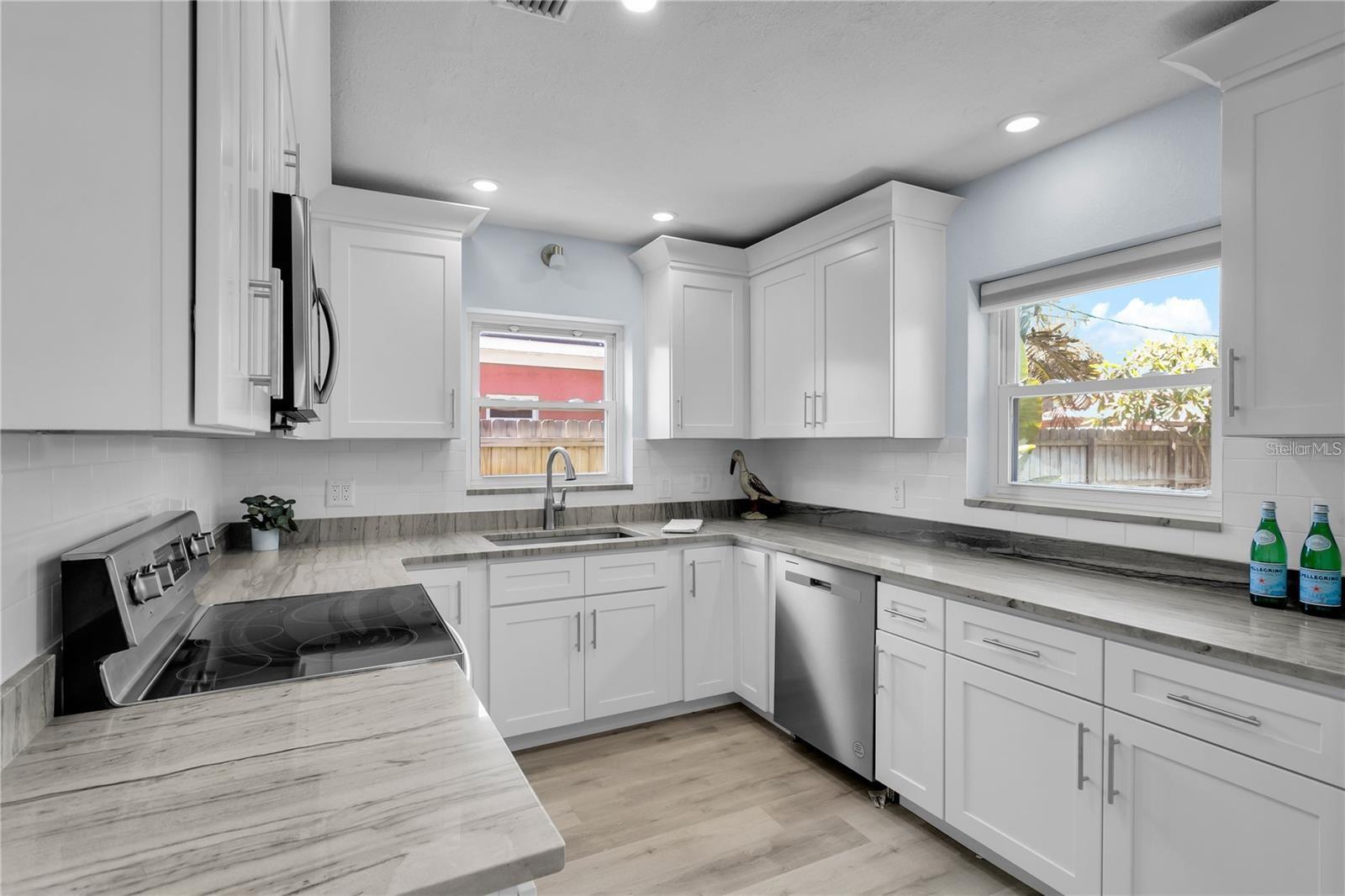 5897 5TH ST S, ST PETERSBURG, FL, 33705