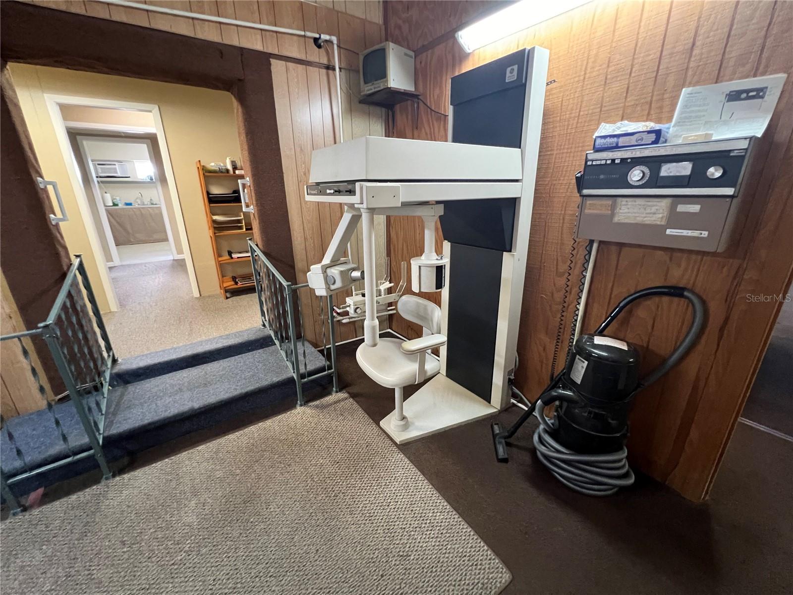 2 SE 1ST ST, CHIEFLAND, FL, 32626