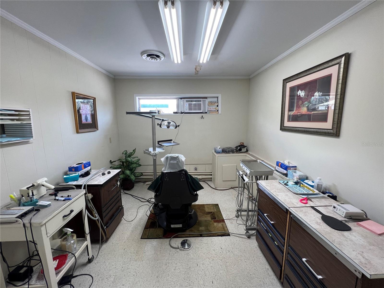 2 SE 1ST ST, CHIEFLAND, FL, 32626