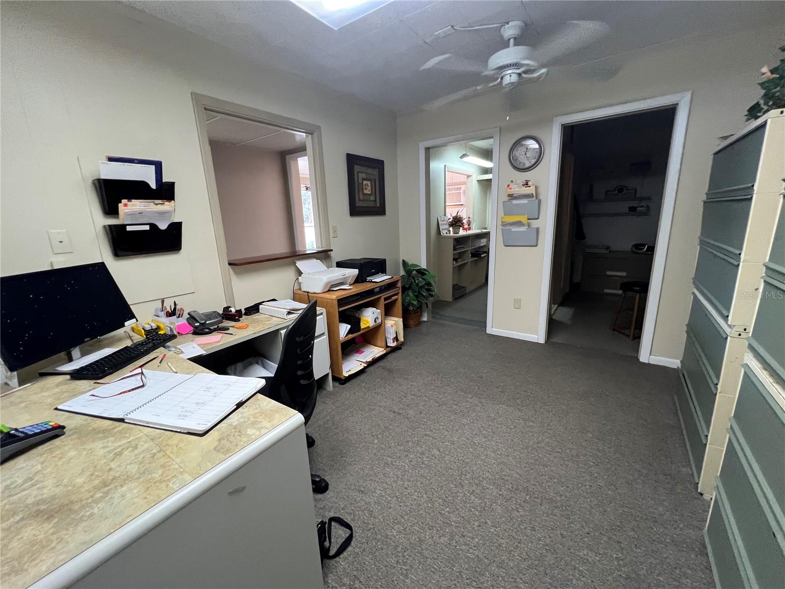 2 SE 1ST ST, CHIEFLAND, FL, 32626