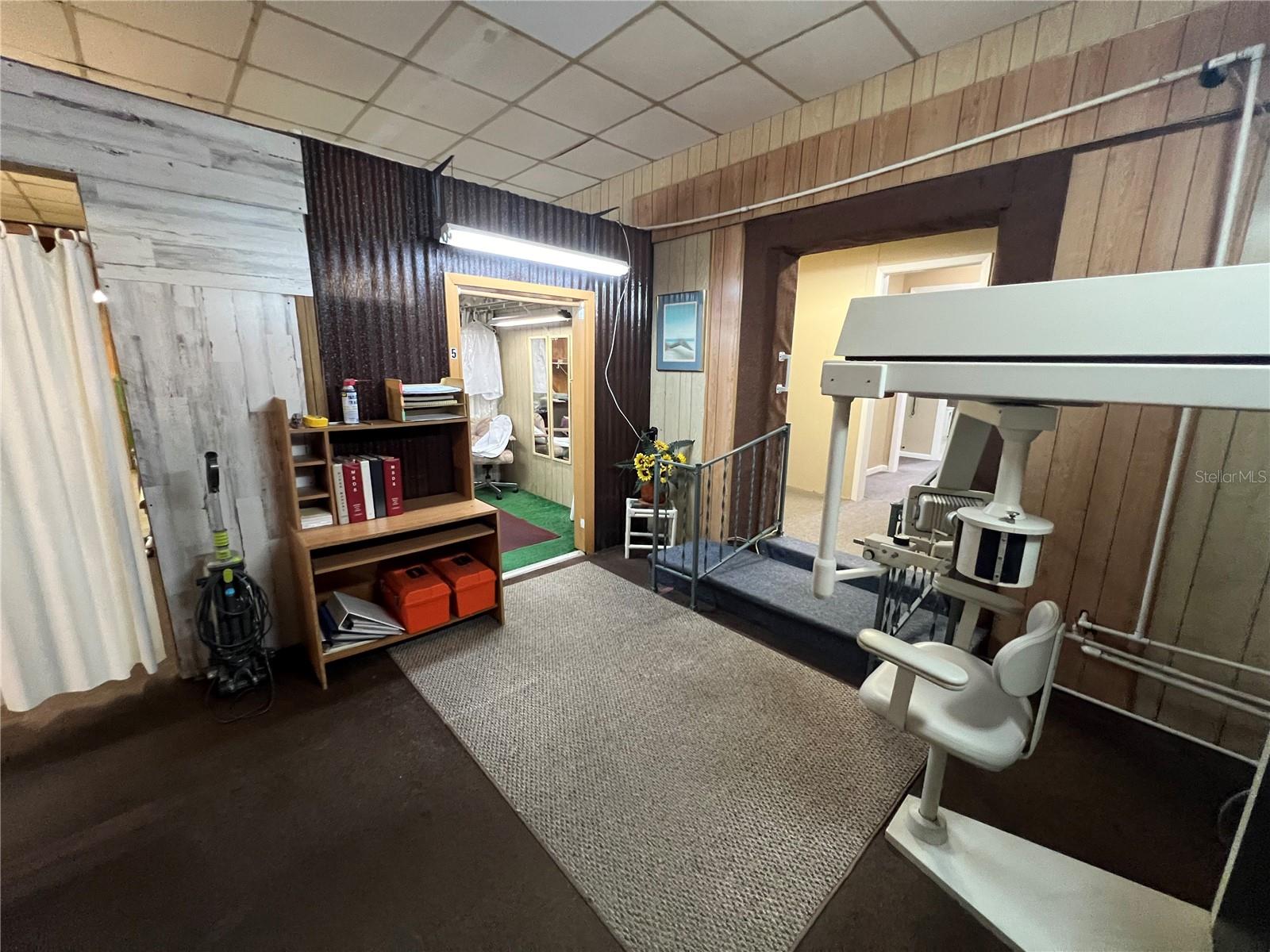 2 SE 1ST ST, CHIEFLAND, FL, 32626