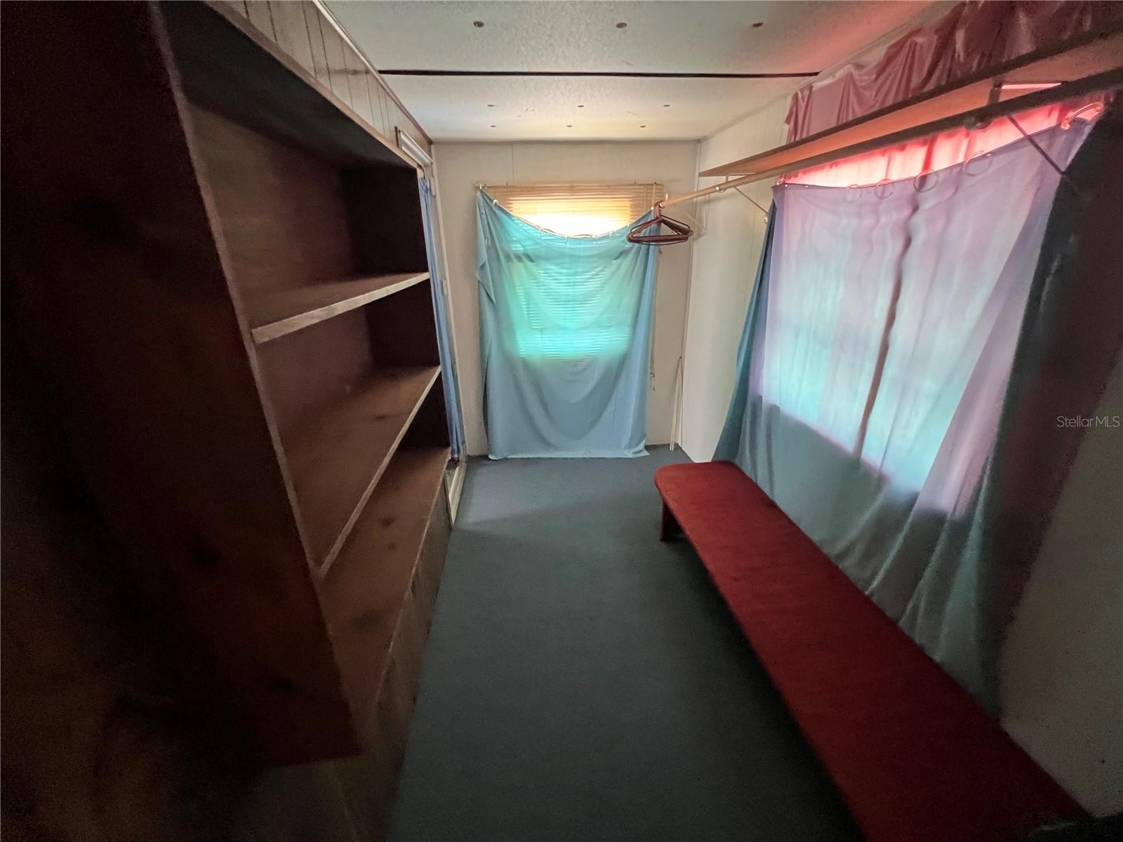 2 SE 1ST ST, CHIEFLAND, FL, 32626