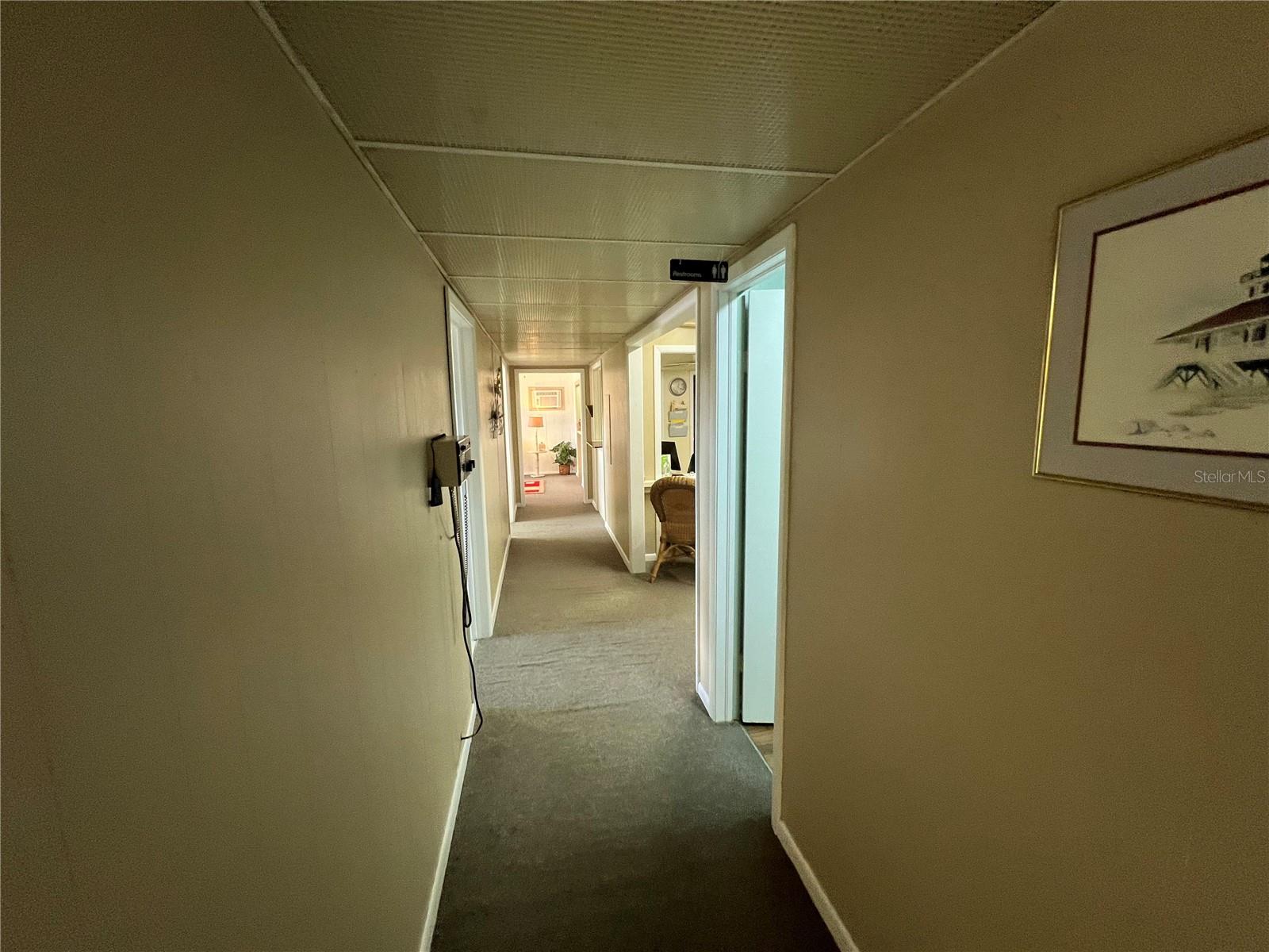 2 SE 1ST ST, CHIEFLAND, FL, 32626