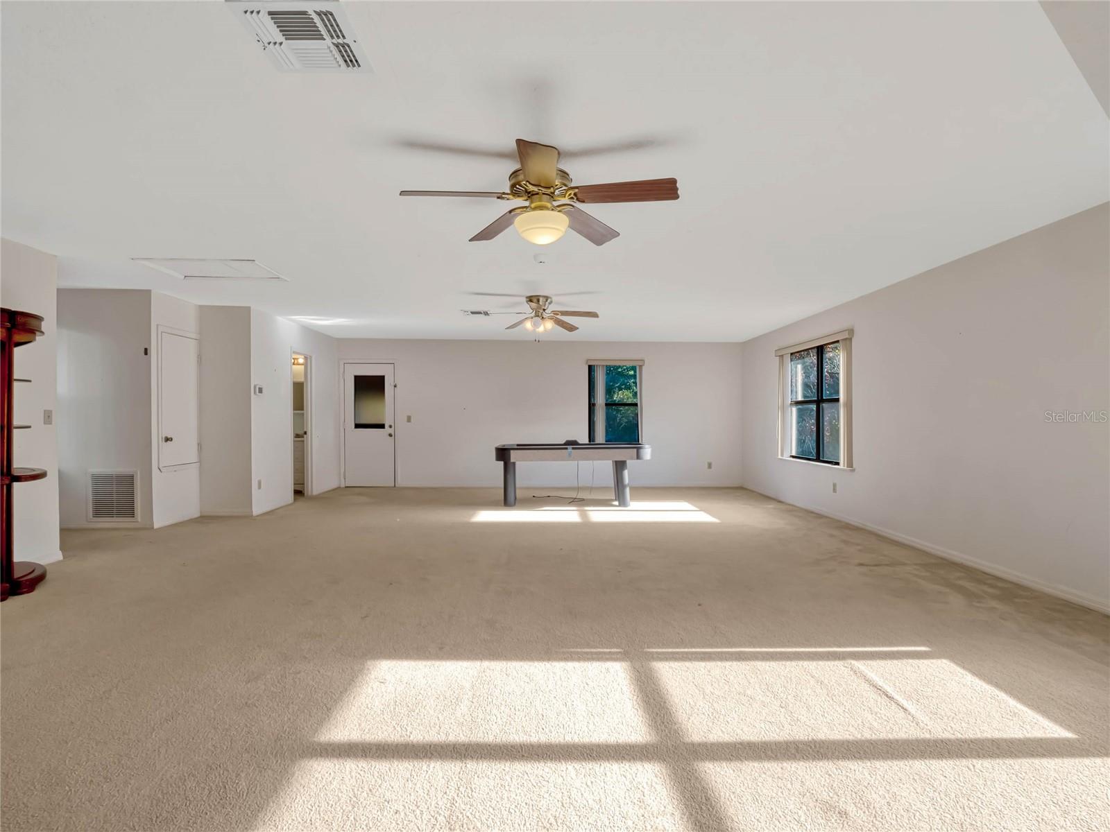 335 WOODRIDGE DR, GENEVA, FL, 32732