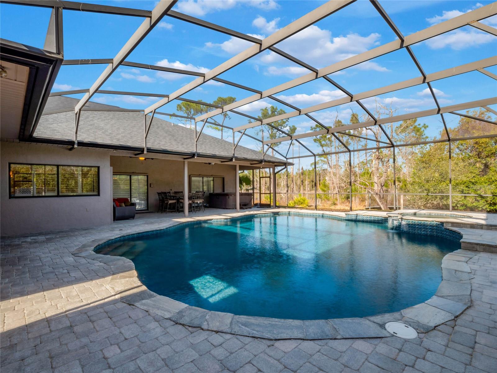 335 WOODRIDGE DR, GENEVA, FL, 32732
