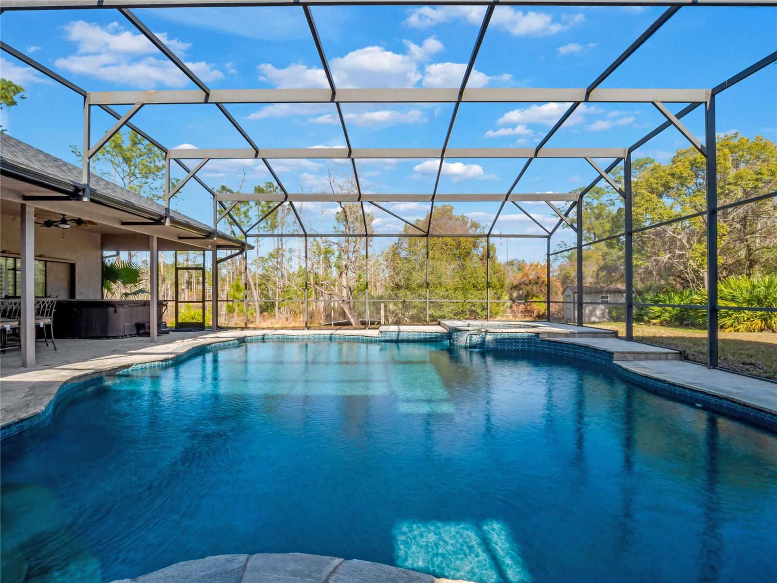 335 WOODRIDGE DR, GENEVA, FL, 32732
