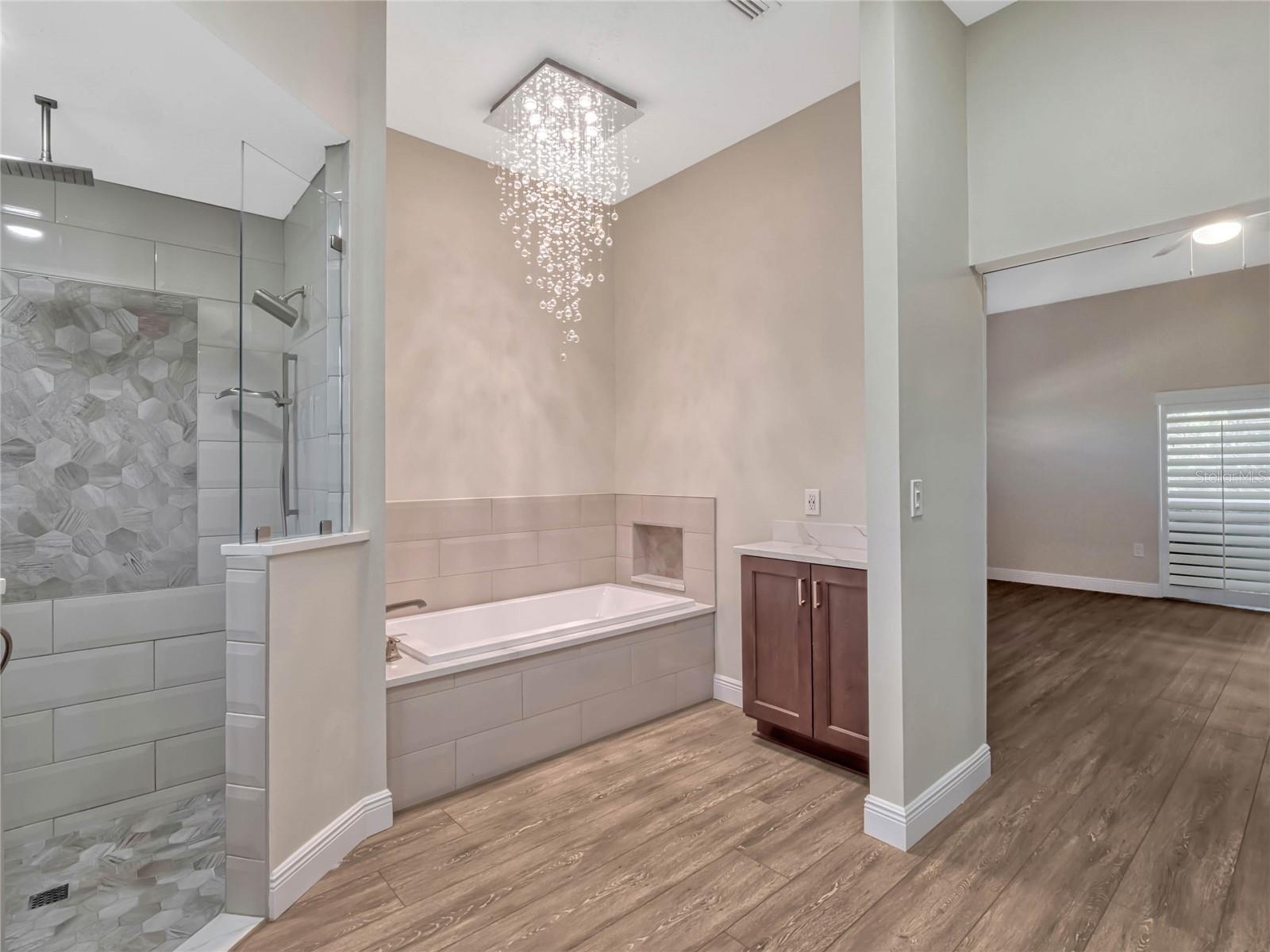 335 WOODRIDGE DR, GENEVA, FL, 32732