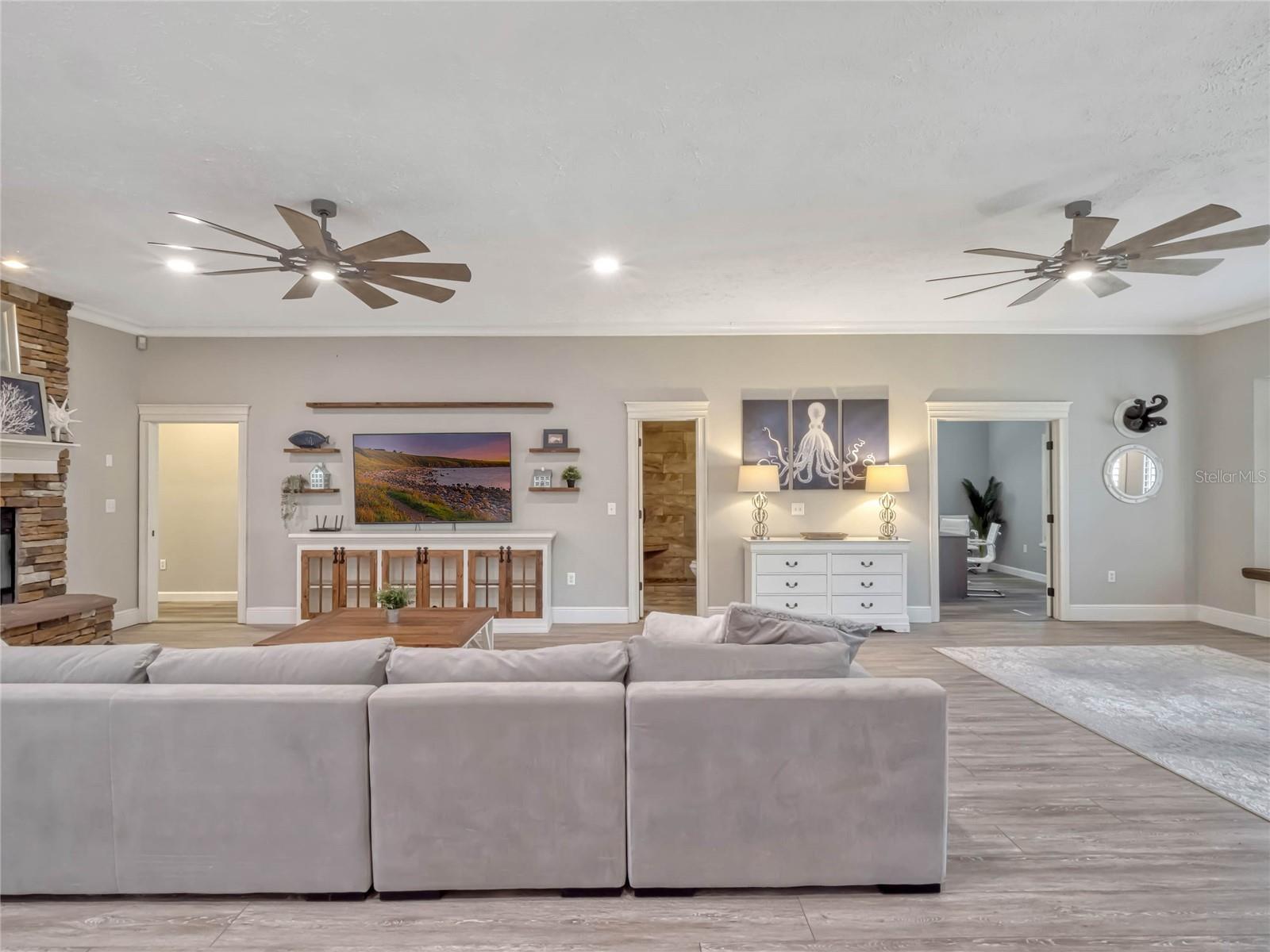 335 WOODRIDGE DR, GENEVA, FL, 32732