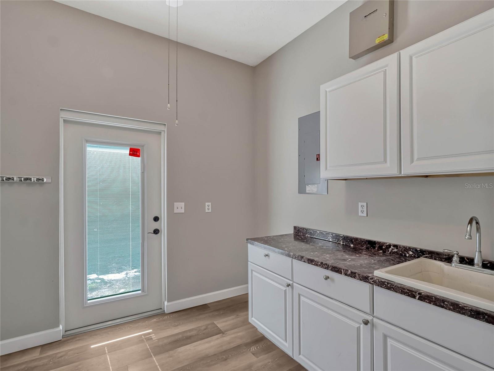 335 WOODRIDGE DR, GENEVA, FL, 32732