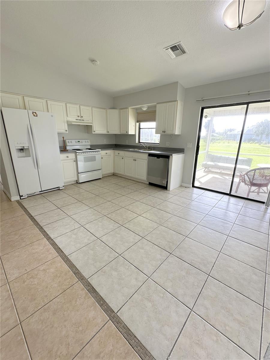 655 TRUMPET TREE, PUNTA GORDA, FL, 33955