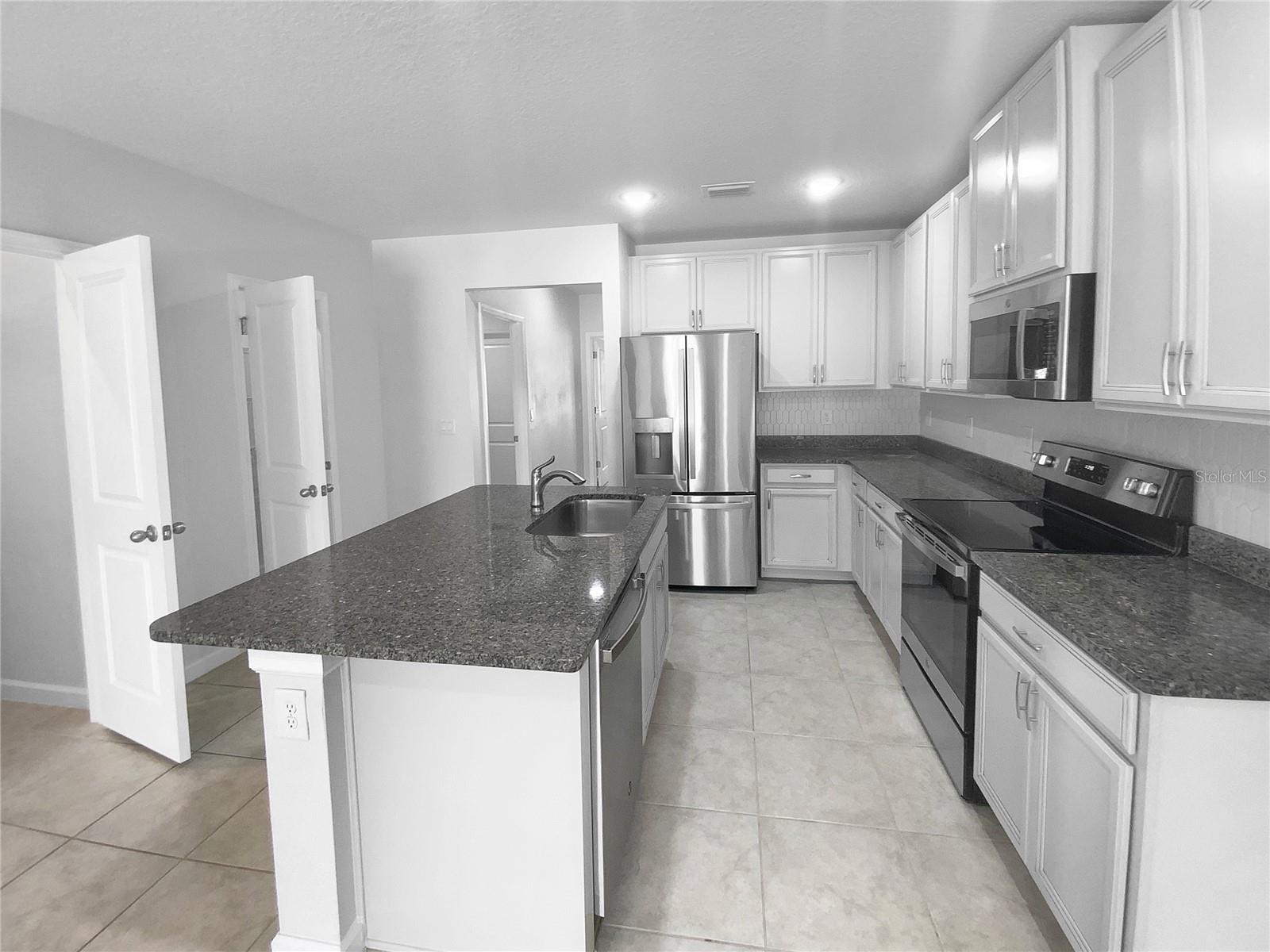 17827 TURNING LEAF CIR, LAND O LAKES, FL, 34638