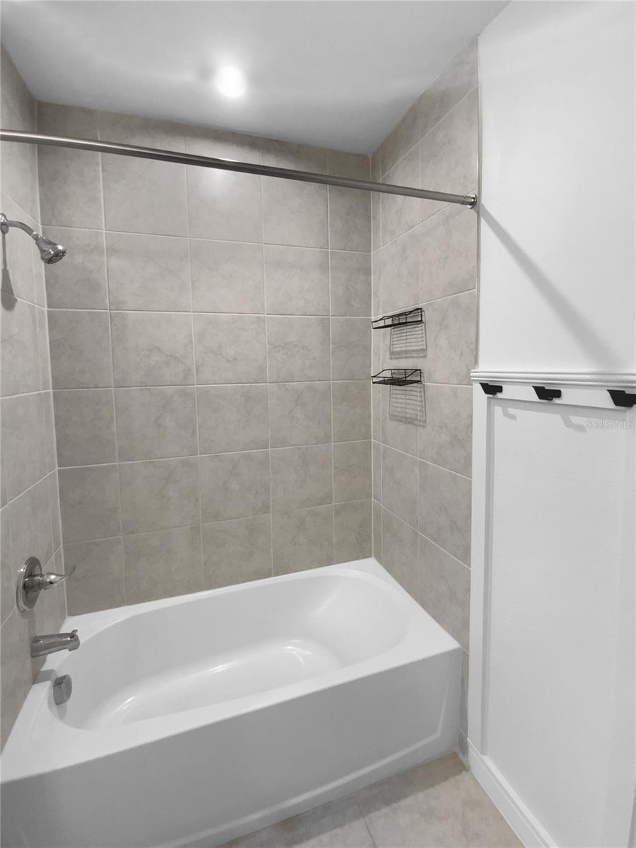 17827 TURNING LEAF CIR, LAND O LAKES, FL, 34638