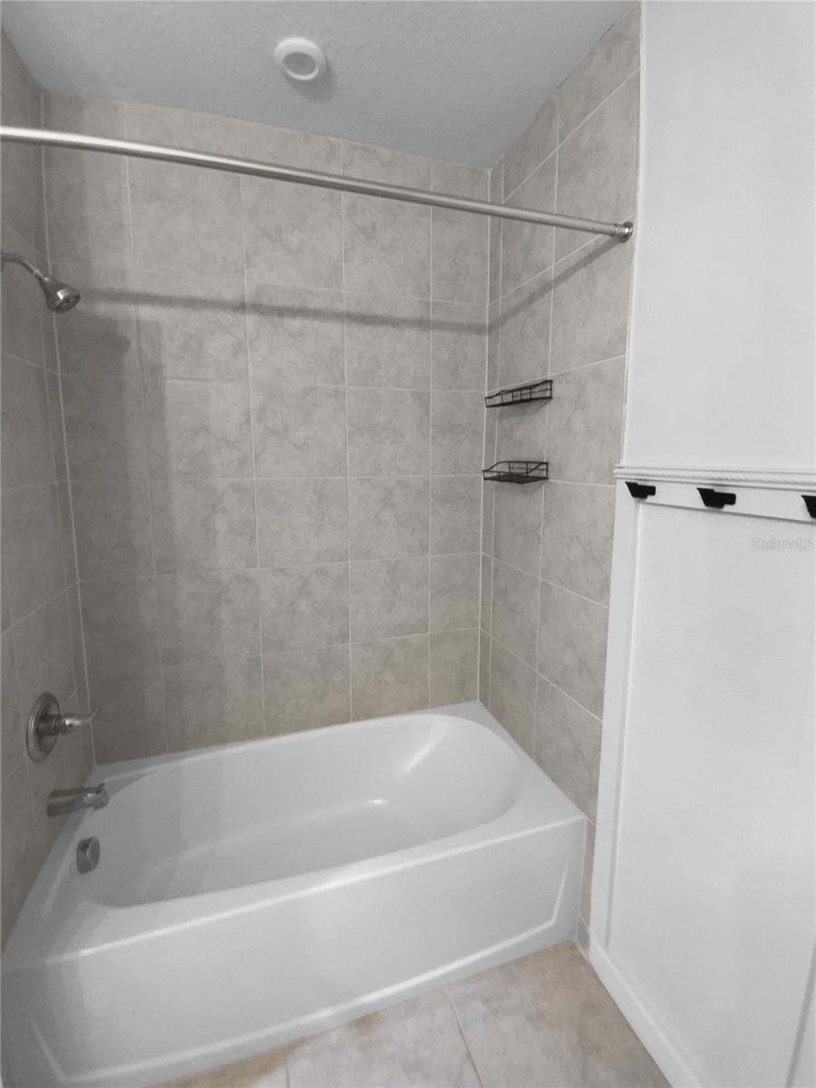 17827 TURNING LEAF CIR, LAND O LAKES, FL, 34638