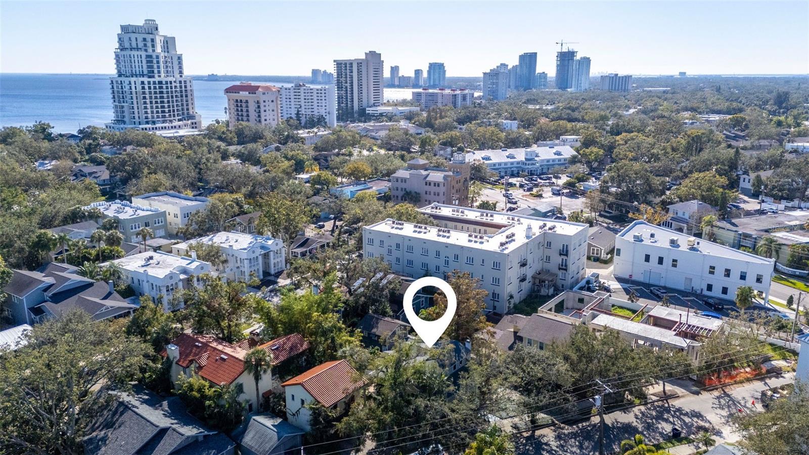 2110 W SOUTHVIEW AVE, TAMPA, FL, 33606