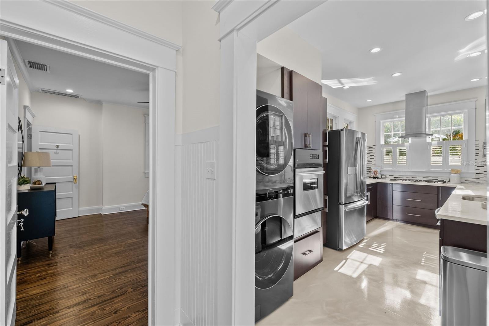 2110 W SOUTHVIEW AVE, TAMPA, FL, 33606