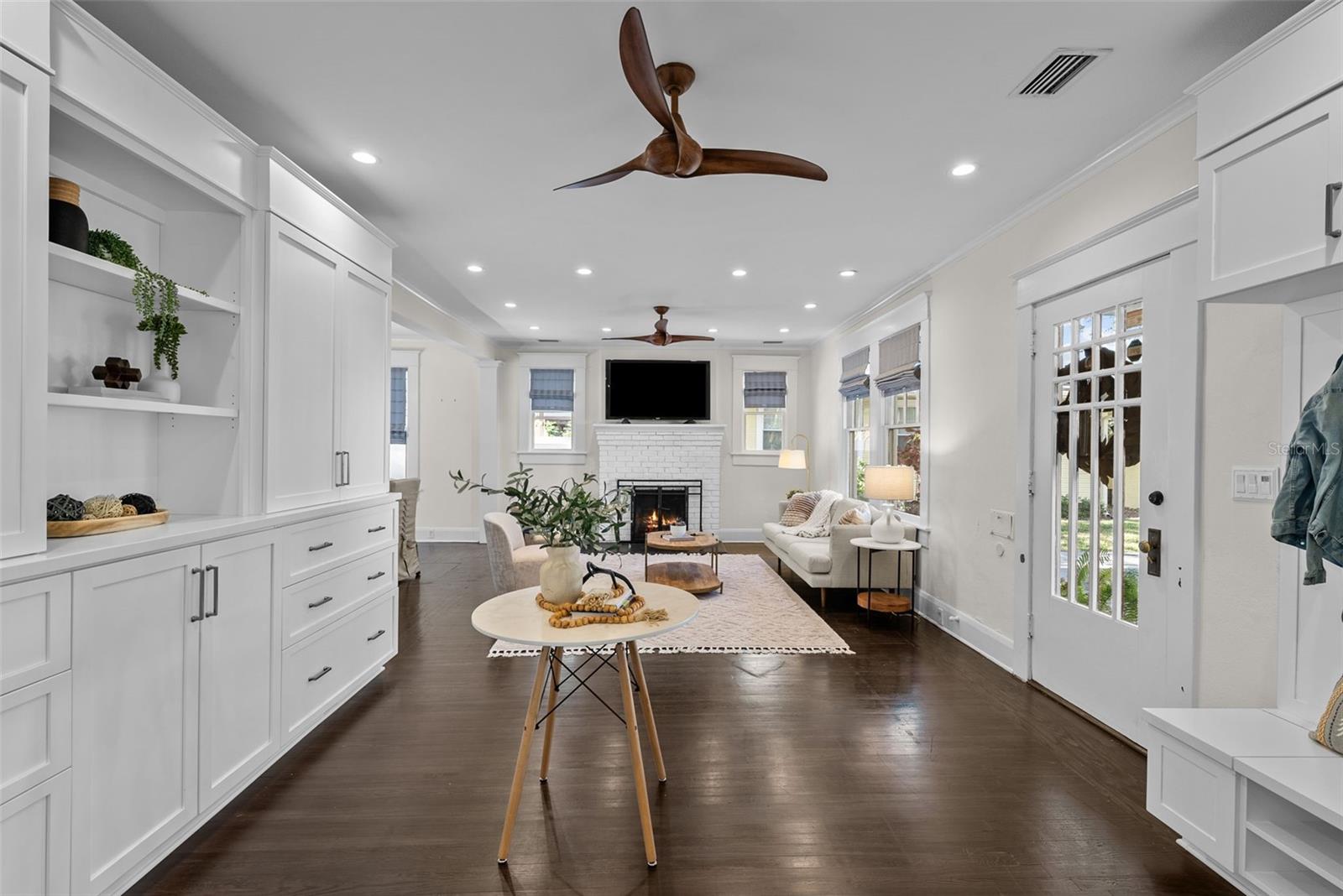 2110 W SOUTHVIEW AVE, TAMPA, FL, 33606