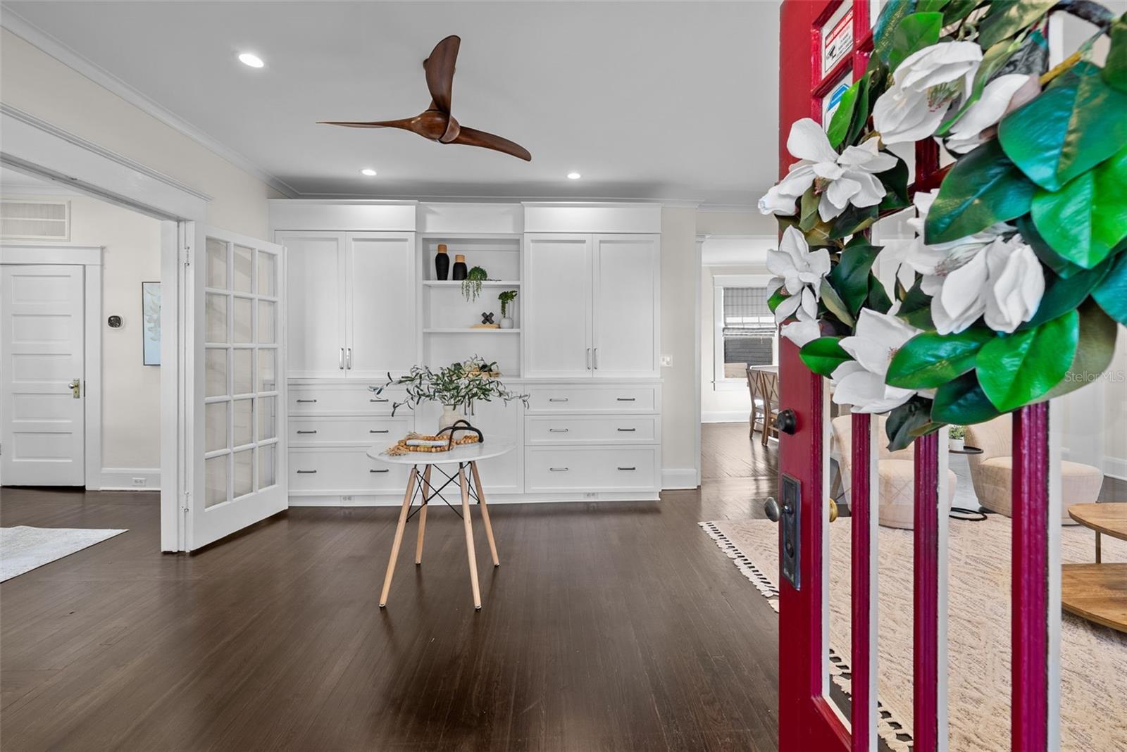 2110 W SOUTHVIEW AVE, TAMPA, FL, 33606