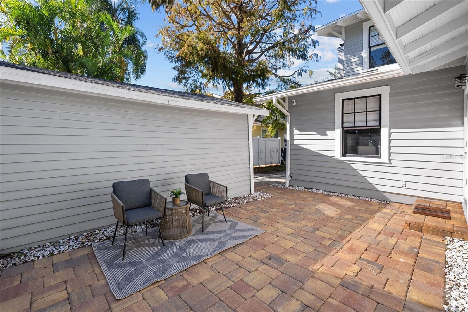 2110 W SOUTHVIEW AVE, TAMPA, FL, 33606