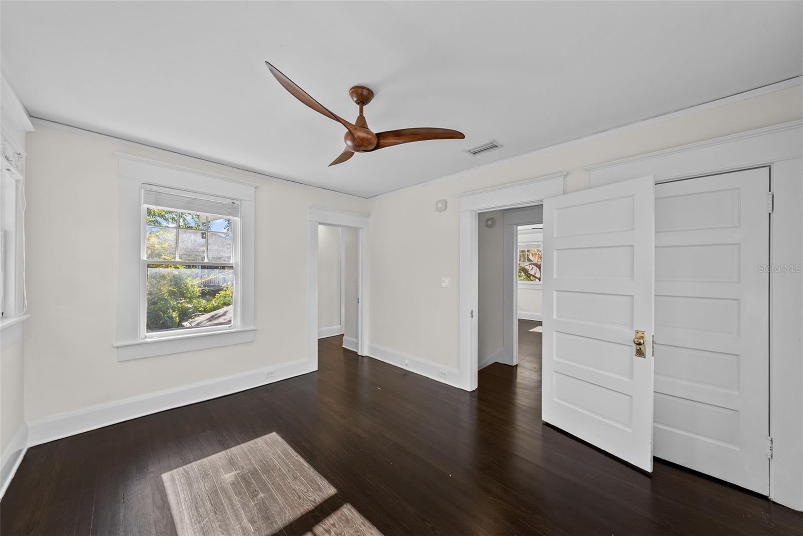 2110 W SOUTHVIEW AVE, TAMPA, FL, 33606