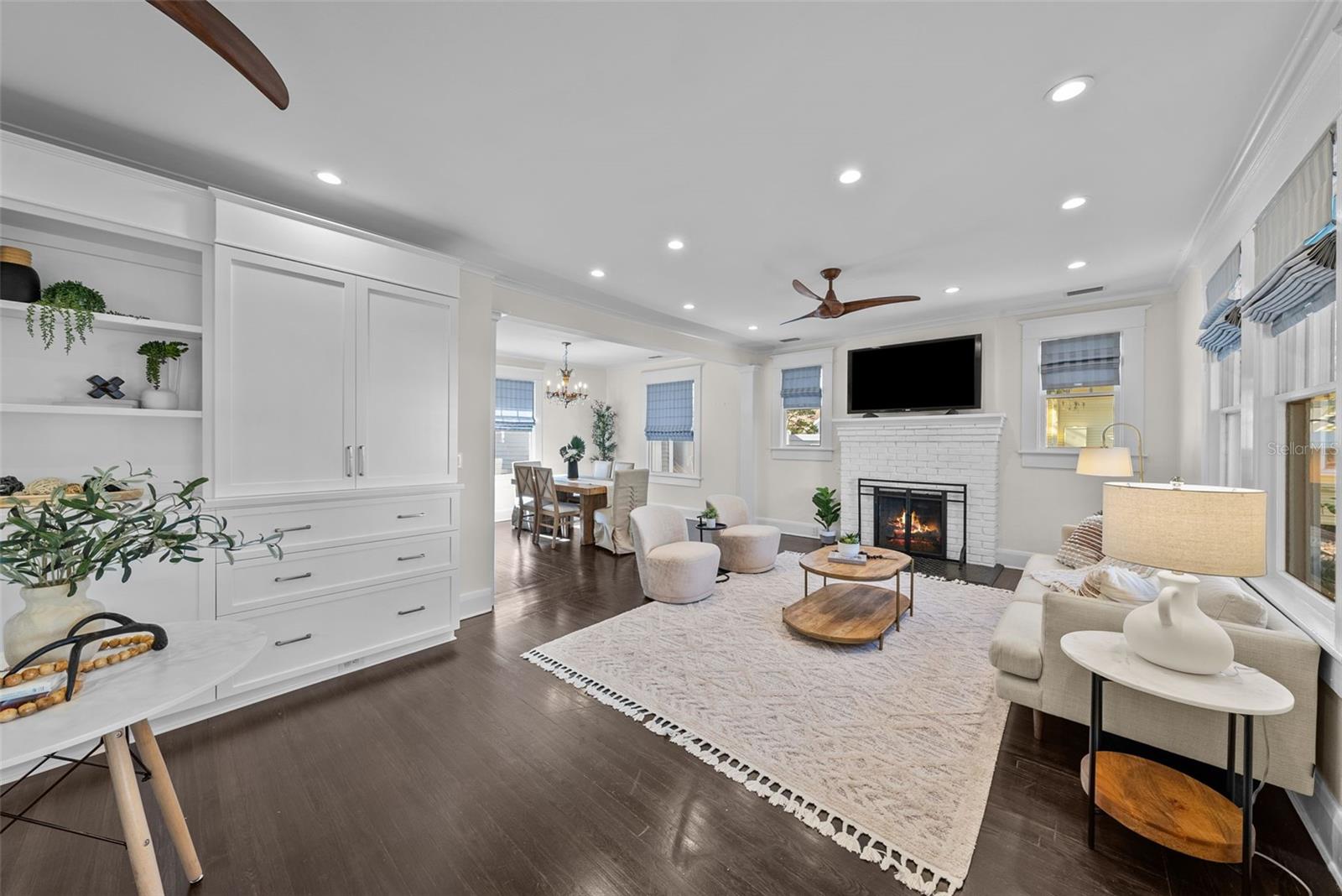 2110 W SOUTHVIEW AVE, TAMPA, FL, 33606