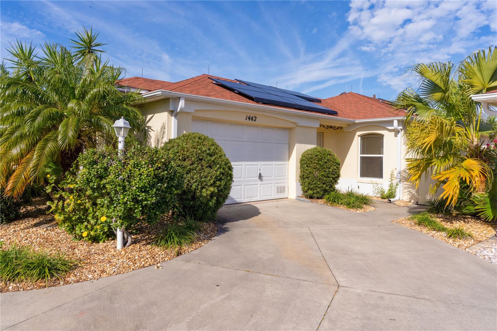 1442 ALMANZA DR, THE VILLAGES, FL, 32159
