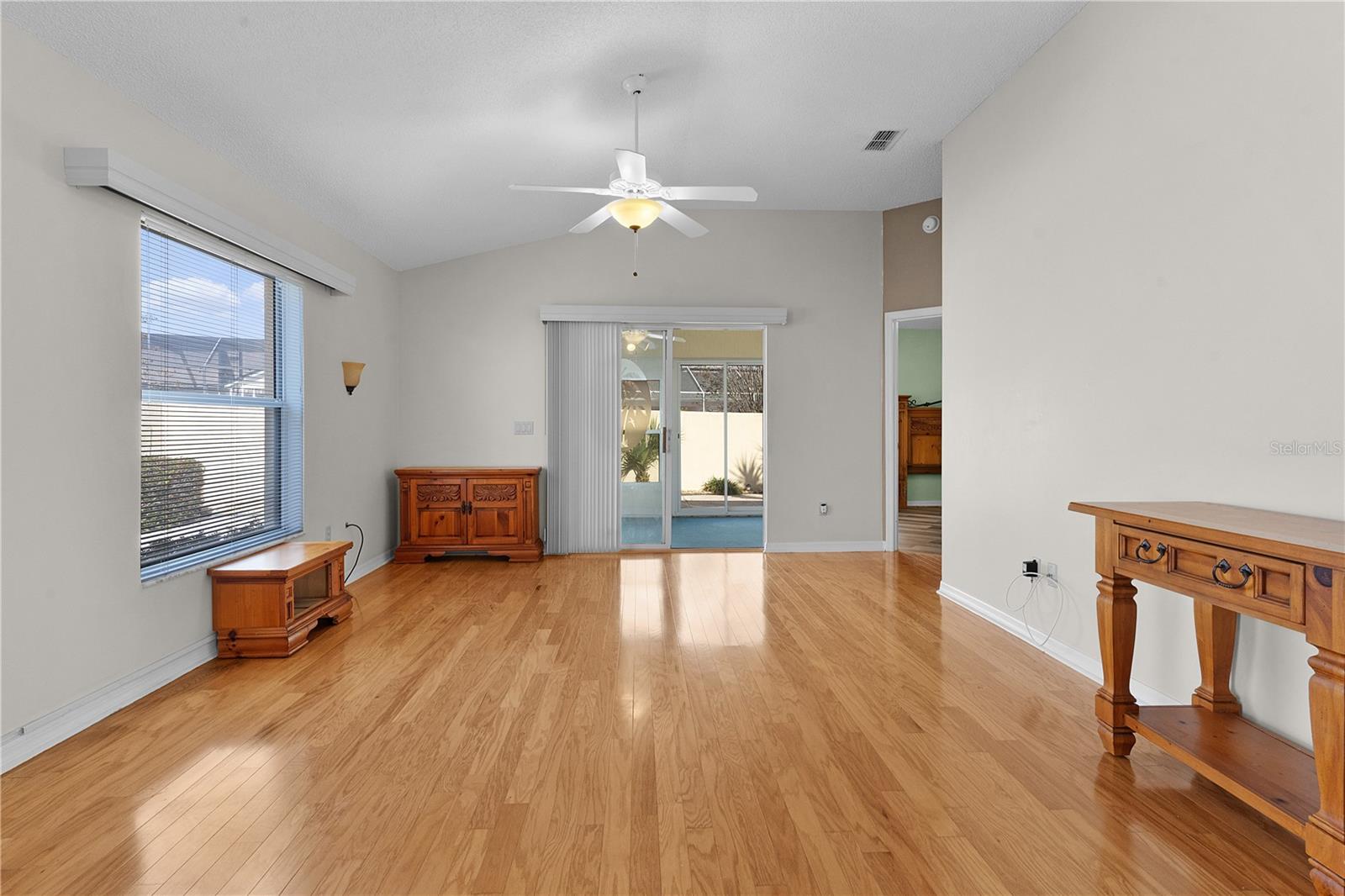 1442 ALMANZA DR, THE VILLAGES, FL, 32159