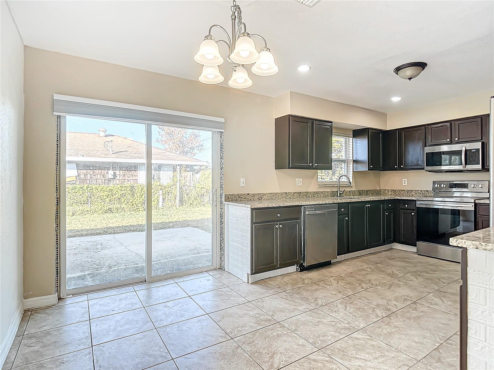 1140 DOLPHIN DR, ROCKLEDGE, FL, 32955