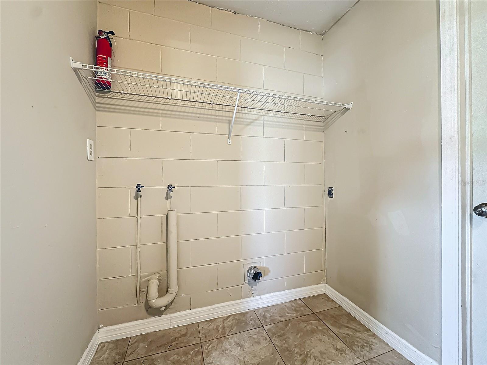 1140 DOLPHIN DR, ROCKLEDGE, FL, 32955