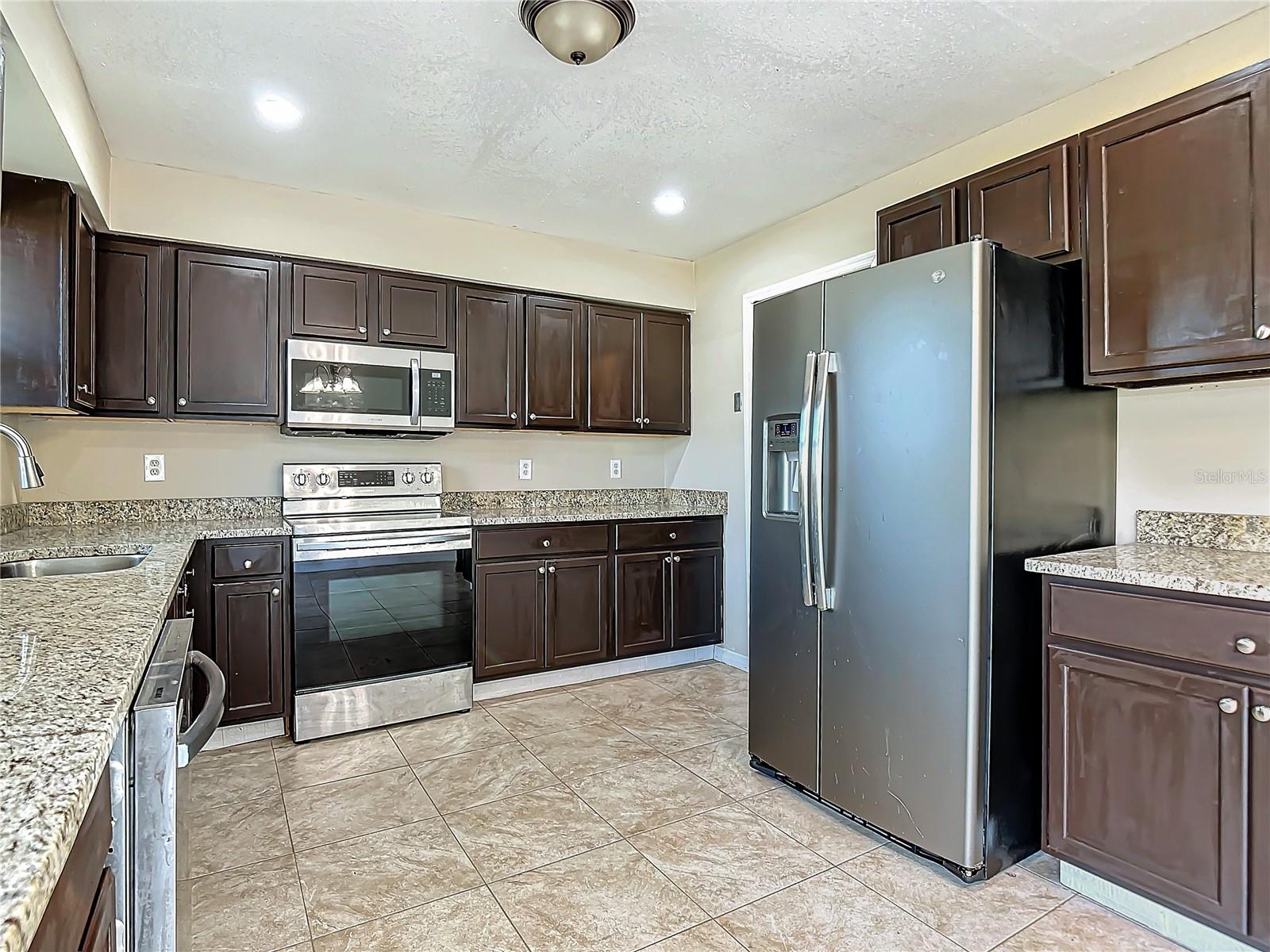 1140 DOLPHIN DR, ROCKLEDGE, FL, 32955