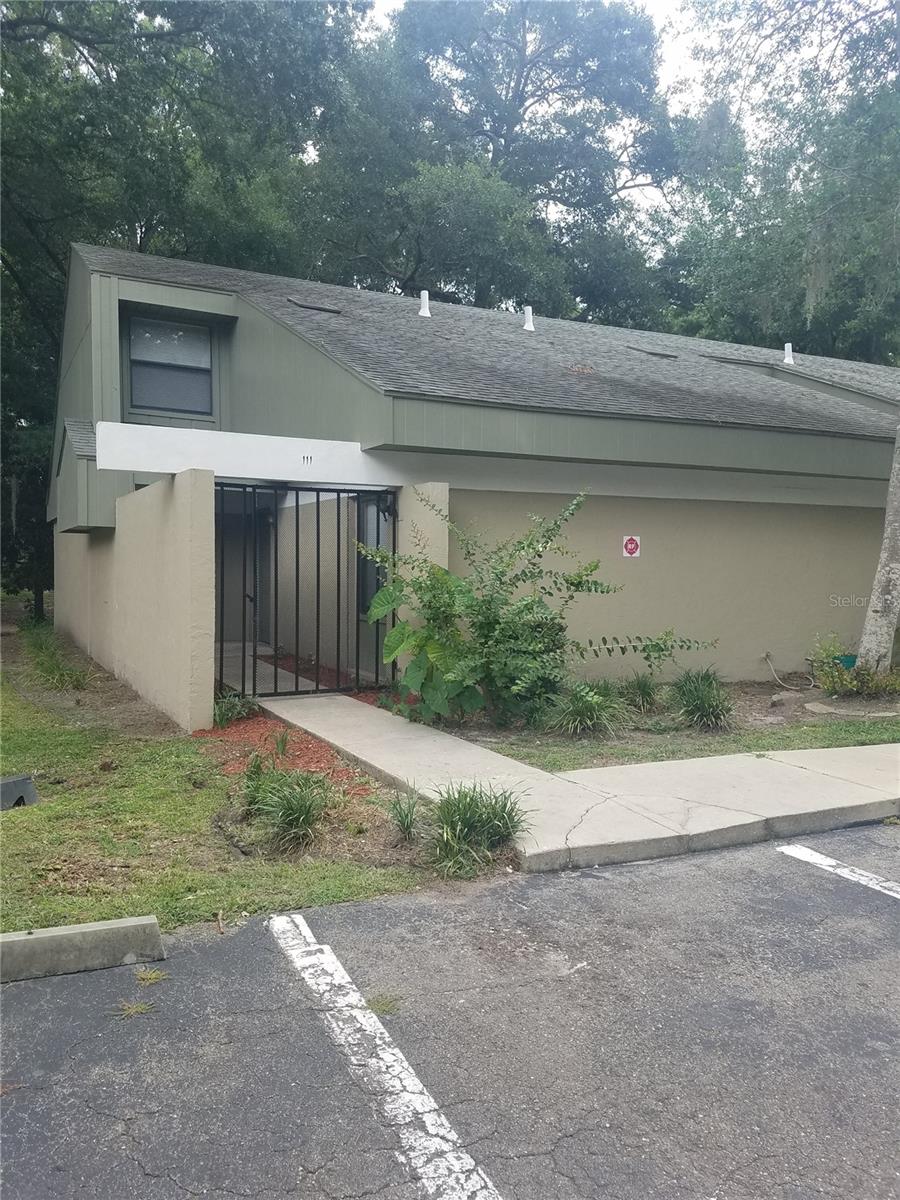7200 SW 8TH AVE #R-111, GAINESVILLE, FL, 32607